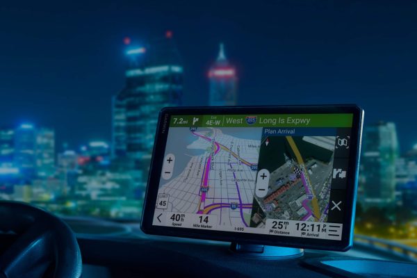 Garmin Dezl OTR620 GPS Truck Navigator 6 Inch Professional-3
