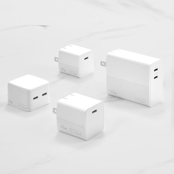 Insignia 65W USB-C Wall Charger Compact Foldable Plug-5